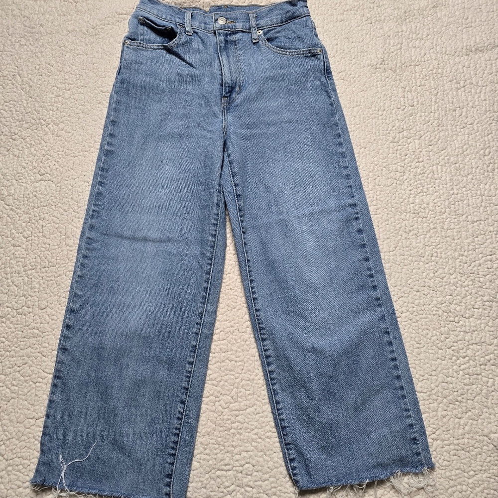 Levi's Cropped Wide Leg Jeans Size 25